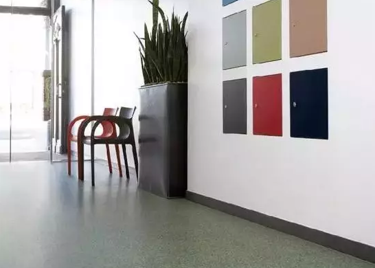 PVC地板與其他材料地板相比有什么優(yōu)勢(shì)