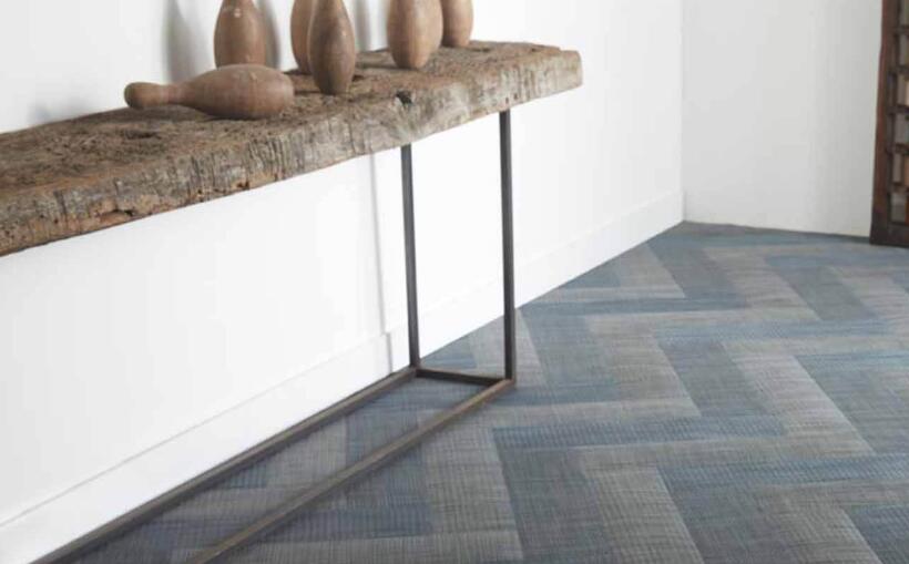 為什么說PVC地板是對(duì)于老年人和小孩很好的選擇？